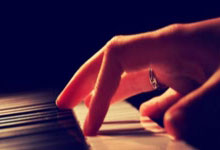 JackeyLove在公牛比赛中战术调整，高光表现引发热议！